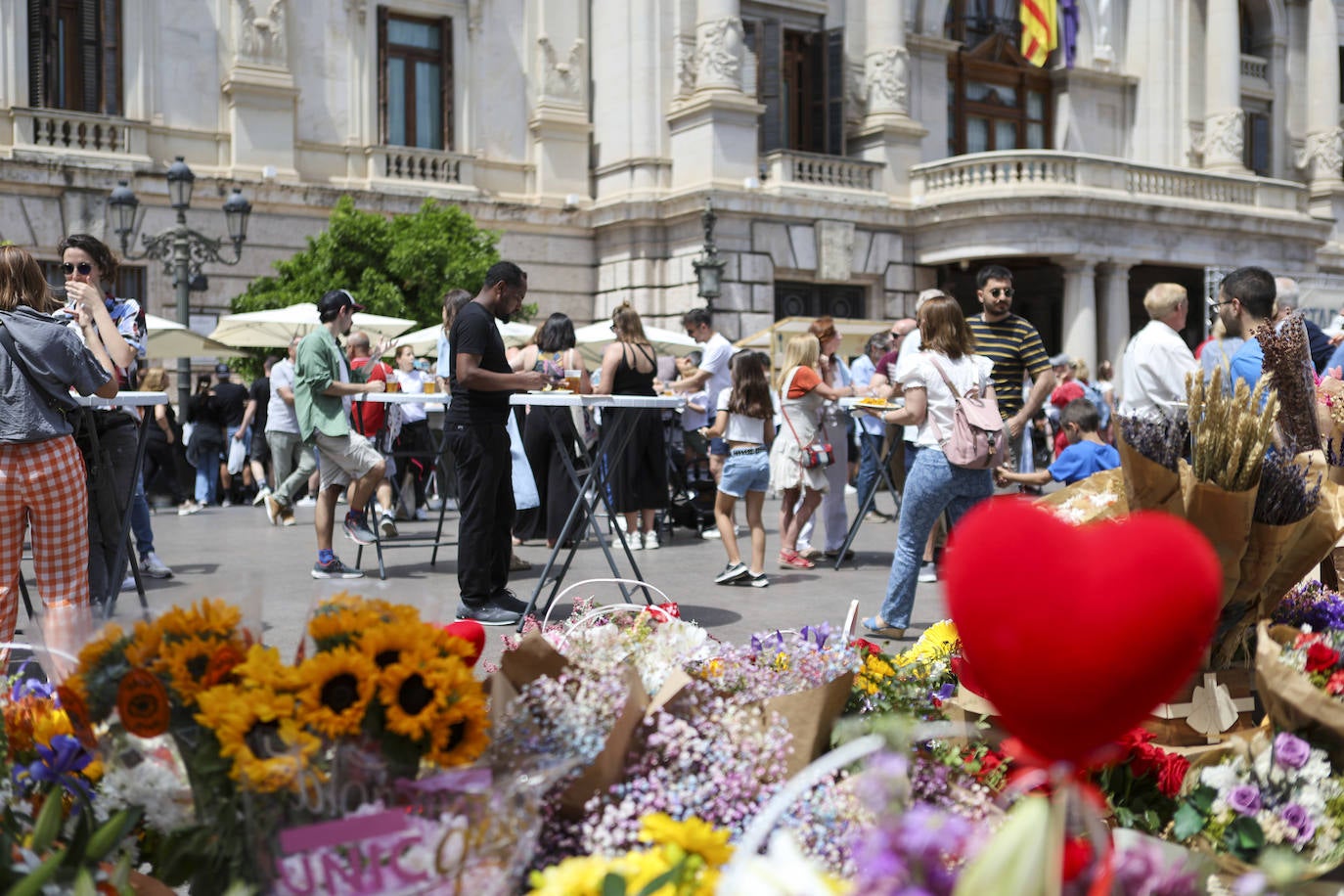 Valencia saborea su gran evento de las paellas