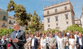 Ximo Puig, junto al resto de candidatos a Les Corts del PSPV.