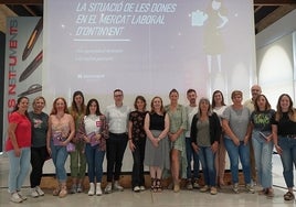 Los participantes en la presentación del estudio sobre el mercado laboral.