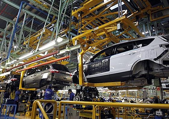 Interior de la plata de Ford en Almussafes.