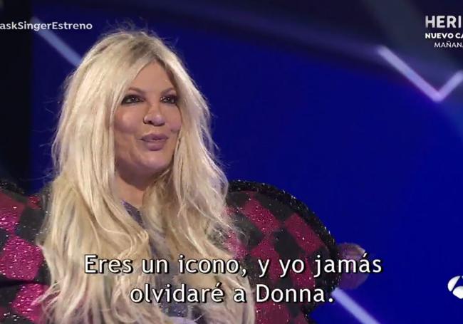 Tori Spelling en Mask Singer.