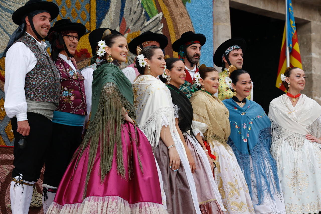 Así ha sido la dansà dels Pobles por el Centenario de la Coronación de la Virgen