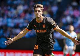 Alberto Marí, tras anotar el gol de la victoria del Valencia ante el Celta.