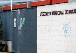 Entrada de l'Escoleta Municipal de Rocafort.