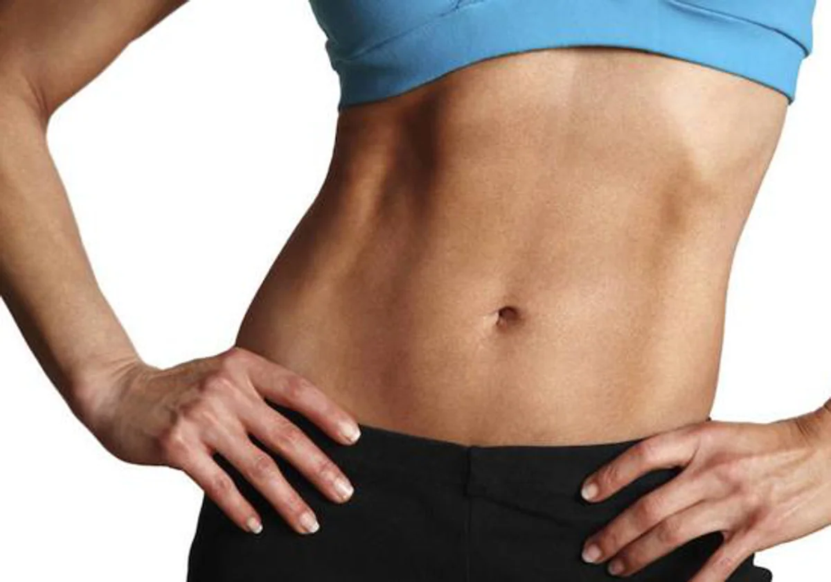 Abdomen plano: el ejercicio para tonificar y reducir la grasa abdominal