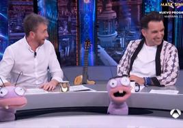 Pablo Motos y Miguel Lago, en 'El Hormiguero'.