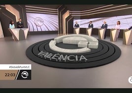 Los candidatos a la Alcaldía de Valencia durante el debate electoral. De izquierda a derecha: Badenas, Caballero, Ribó, Gómez y Giner.