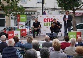 Acto de Ens Uneix en la Plaza Coronación.