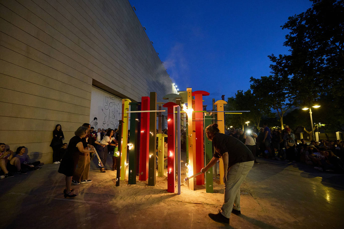 El IVAM festeja la Noche Europea de los Museos con la &#039;cremà&#039; de la falla del artista Alfredo Ruiz