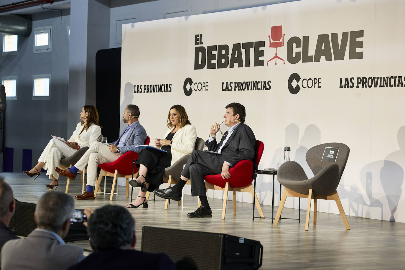 Los candidatos a la alcaldía de Valencia, en el último debate clave de LAS PROVINCIAS