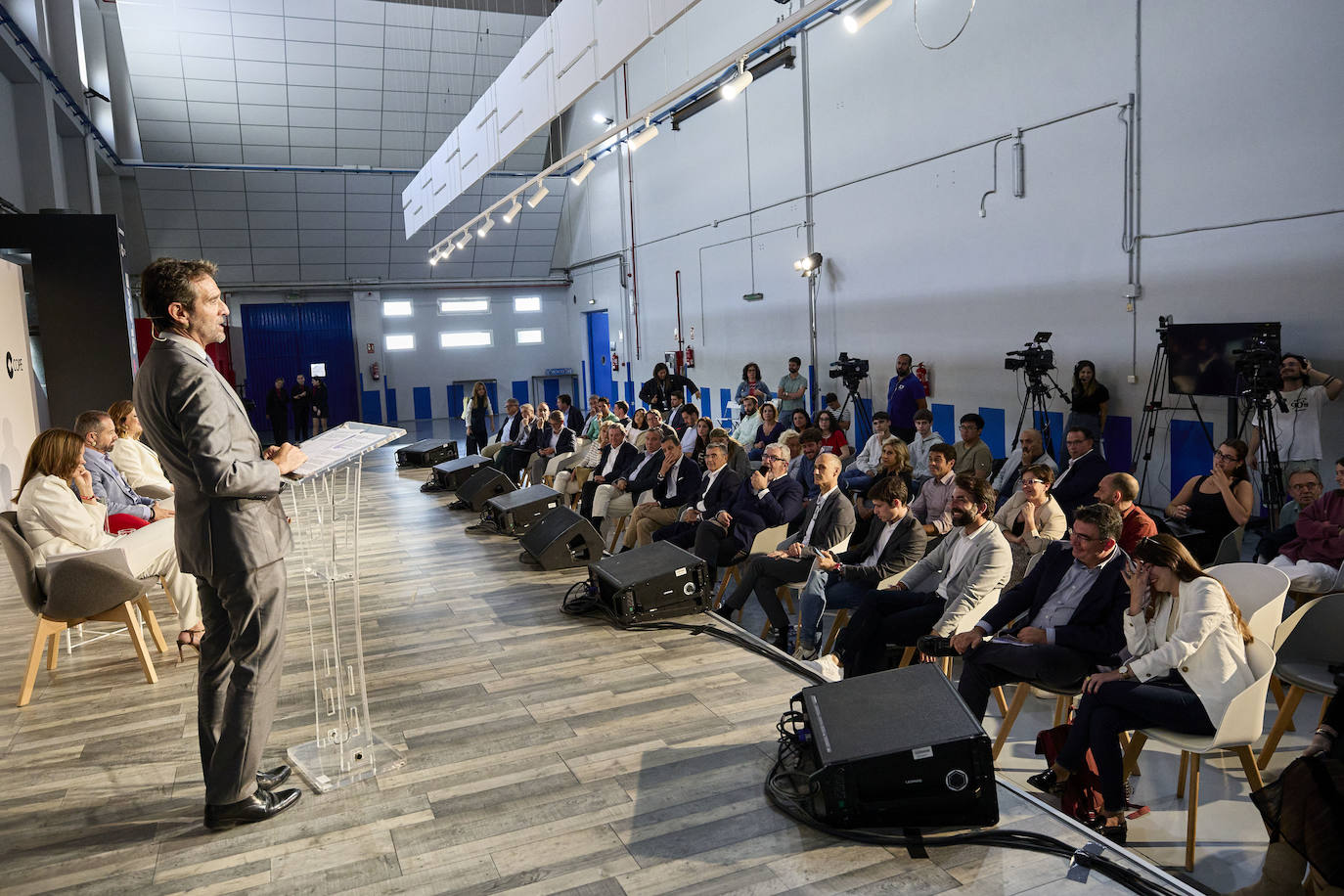 Los candidatos a la alcaldía de Valencia, en el último debate clave de LAS PROVINCIAS