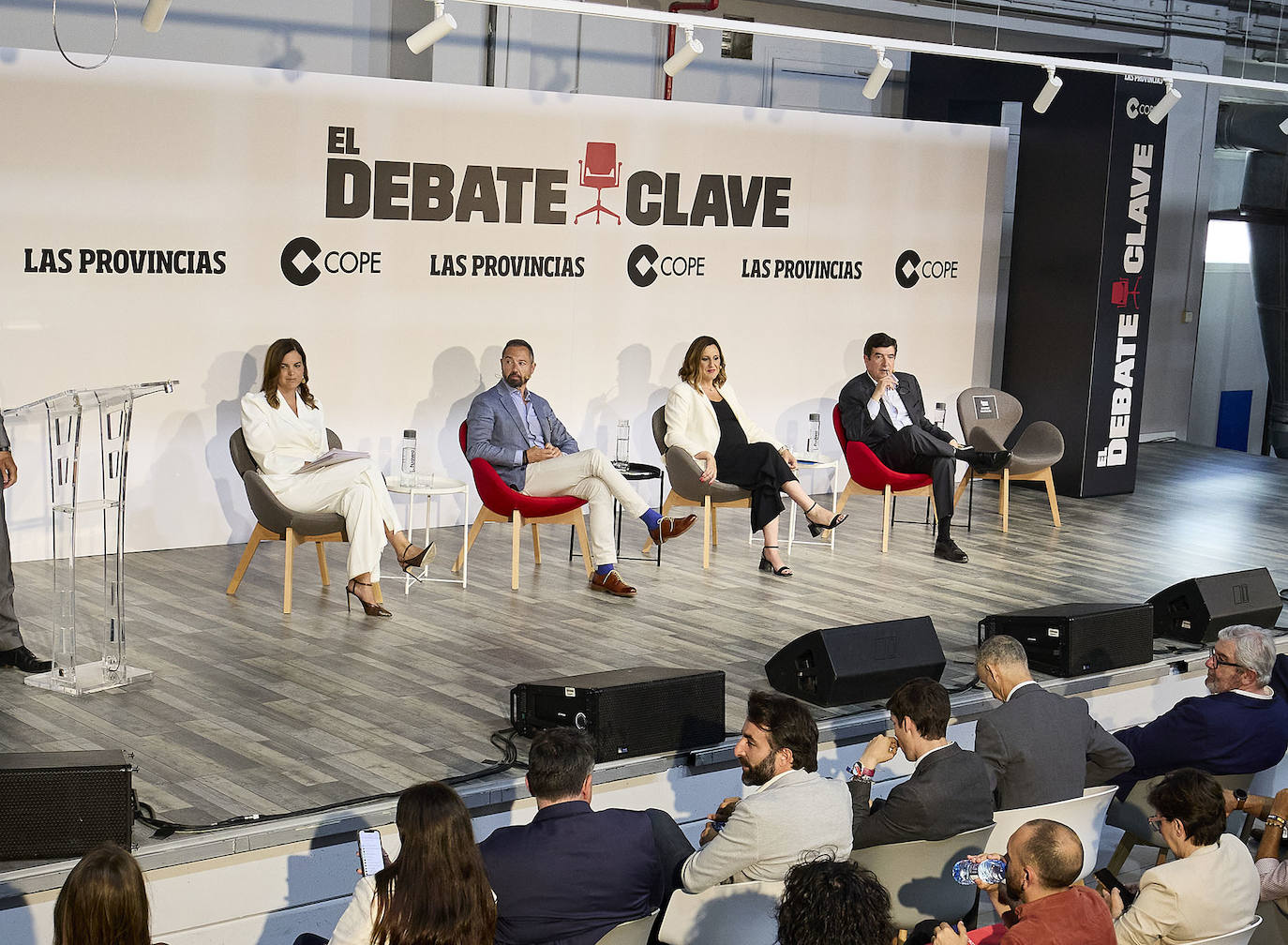 Los candidatos a la alcaldía de Valencia, en el último debate clave de LAS PROVINCIAS