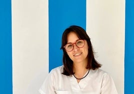 Teresa Cercós, dietista-nutricionista, en su clínica de Catarroja.