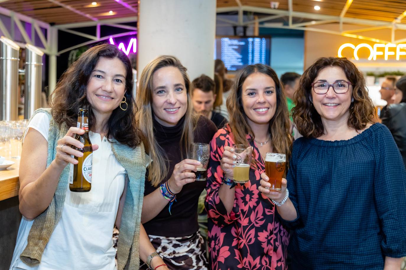 Angela Valero de Palma, Nereida Riera, Susana Calvo y Anabel Navas.