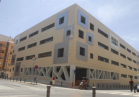 Comisaría de la Policía Nacional de Alicante.