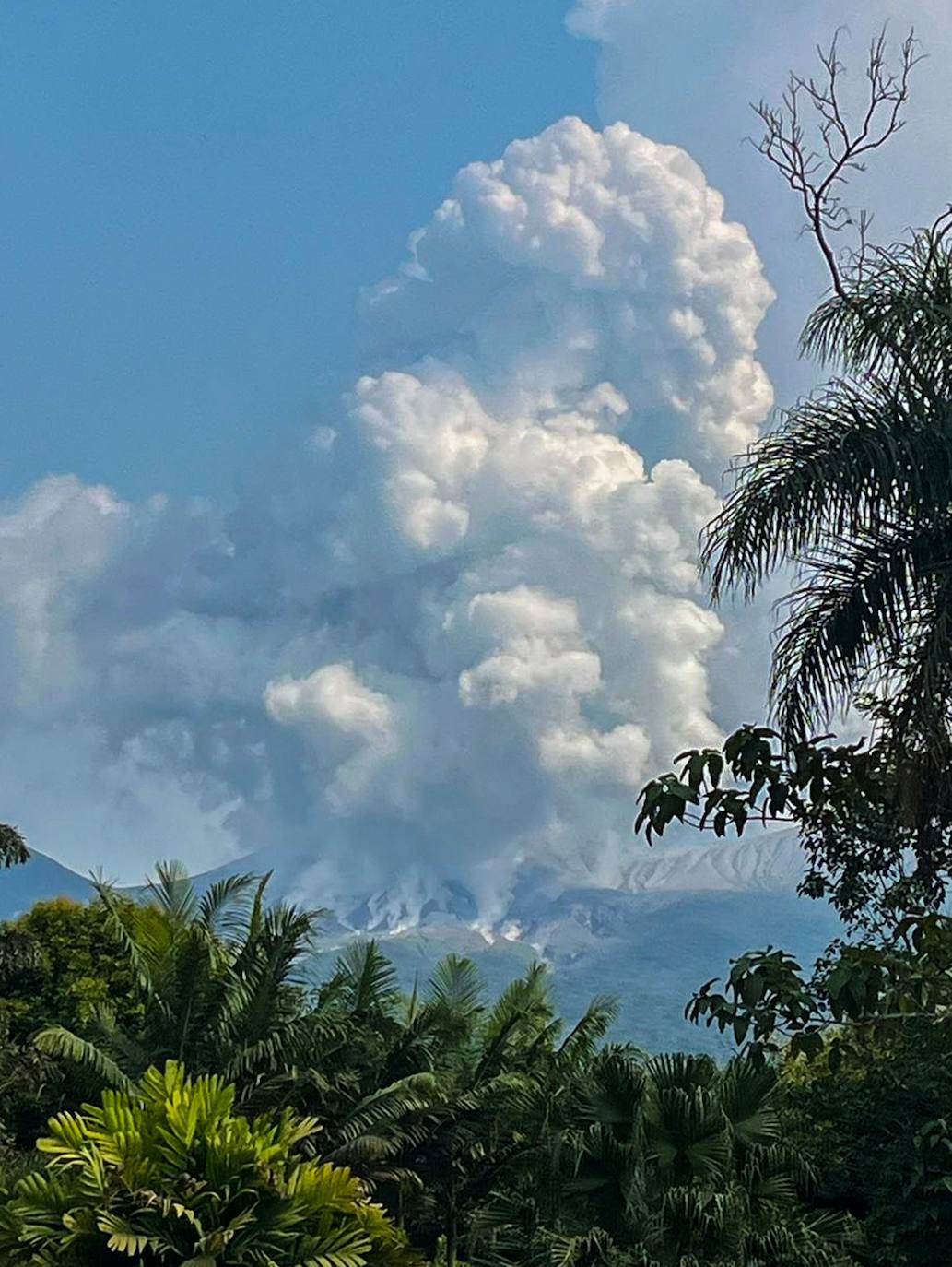 La impresionante erupción del volcán Popocatépetl