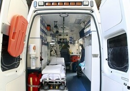Interior de una ambulancia del SAMU.