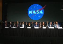 La NASA presenta sus primeras conclusiones en una rueda de prensa.