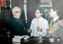 El Cardenal Tarancon en el restaurante Gurugú.