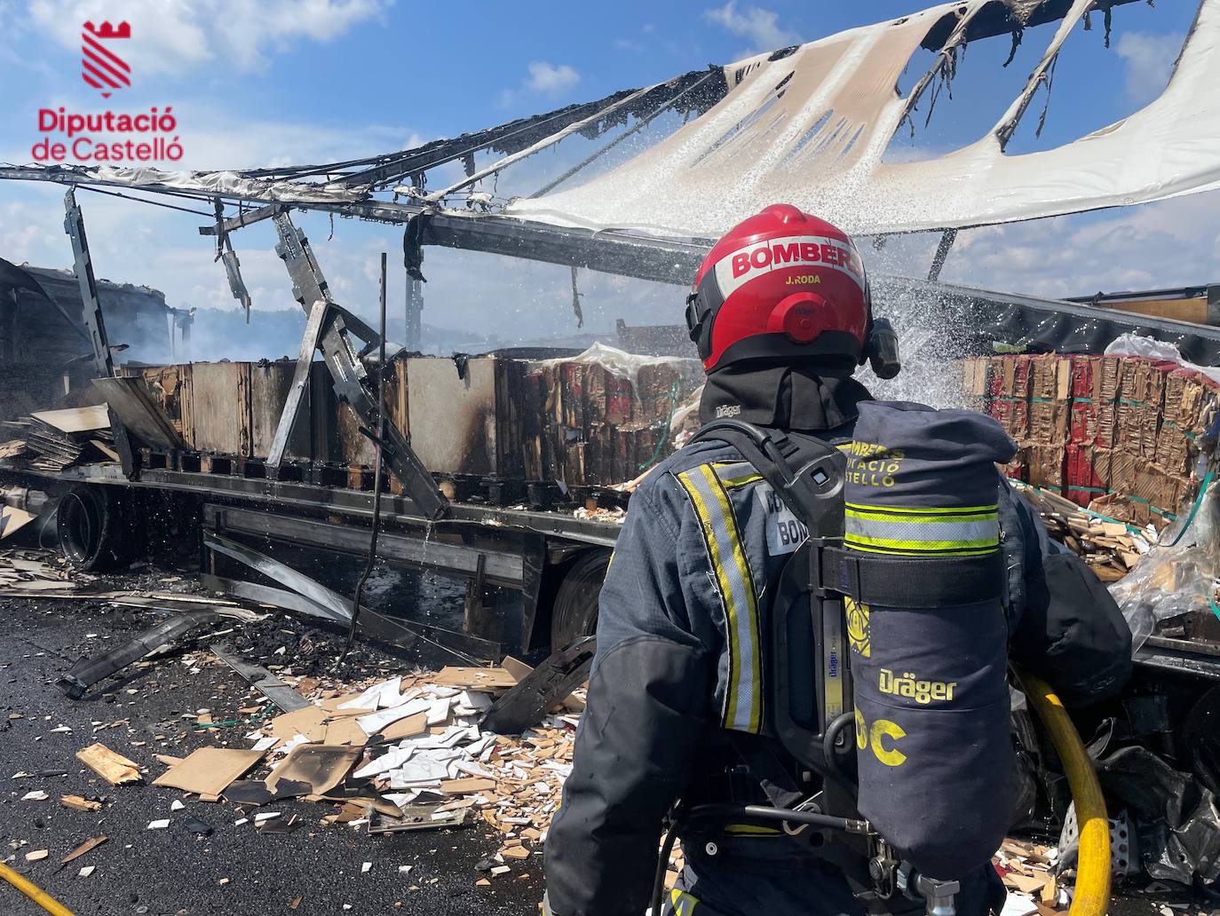 Accidente entre dos camiones en la A-7