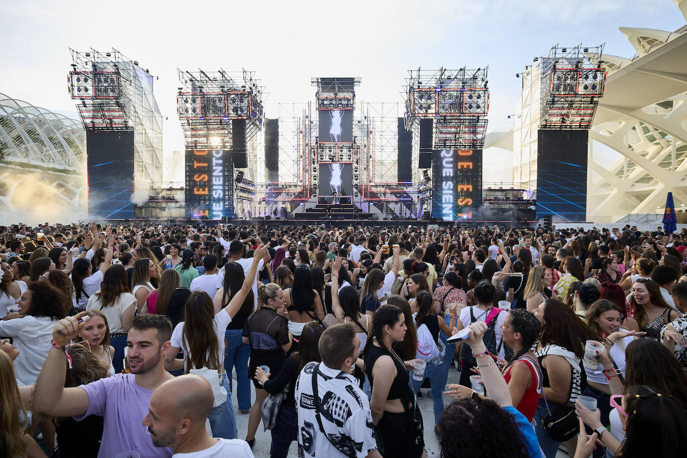 El reggaeton conquista la Ciudad de las Artes y las Ciencias de Valencia