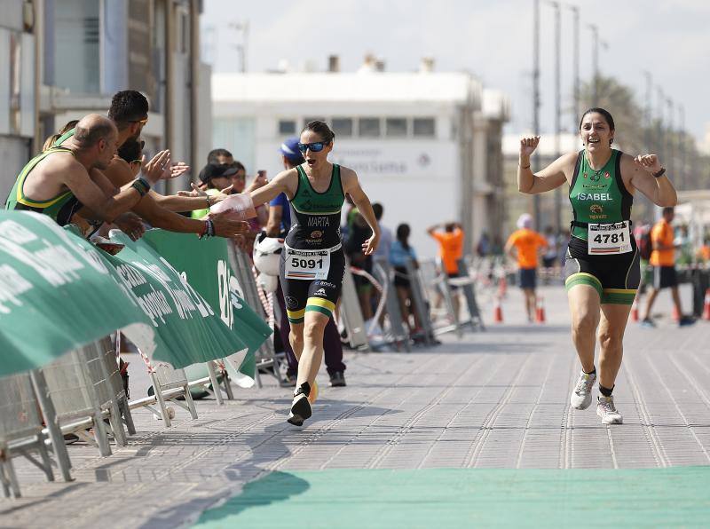 Las imágenes del III Triatlón Valencia-Playa de la Malvarrosa