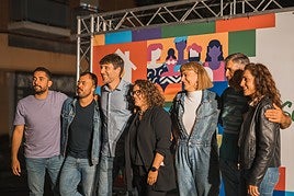 Los principales candidatos de Més Gandia y el conseller.