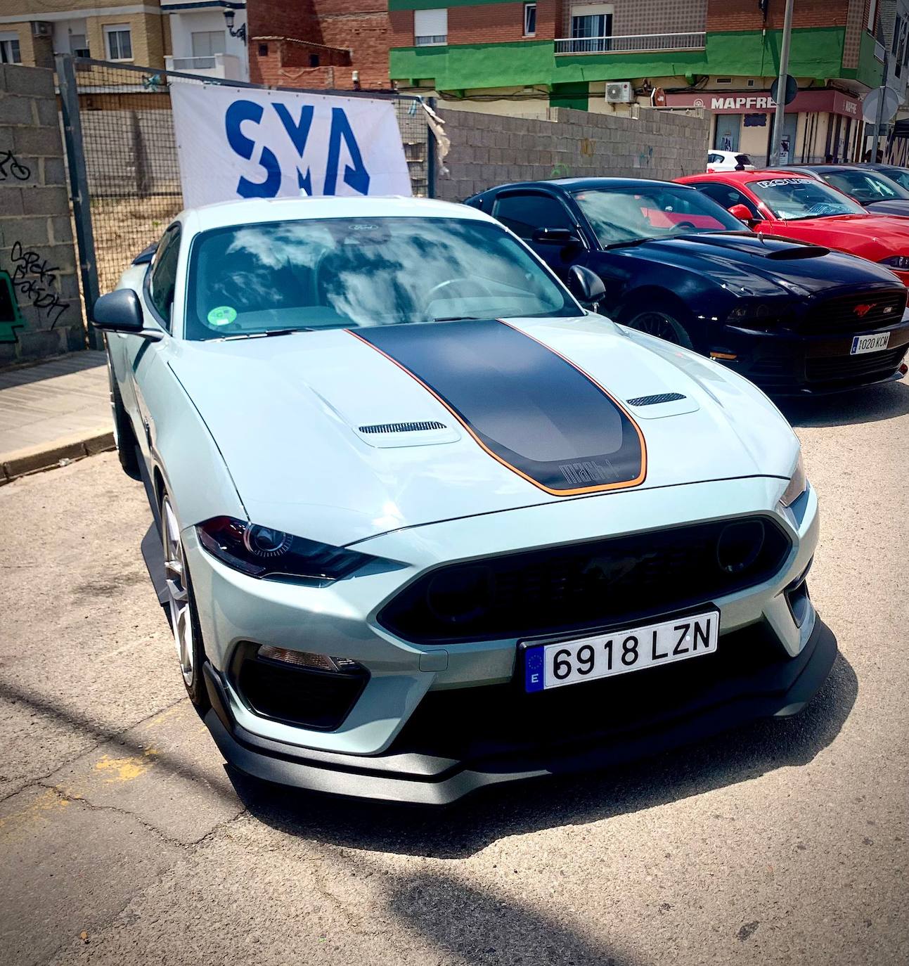 Los mejores coches americanos, en Rafelbunyol