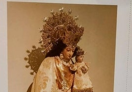 Virgen de los Desamparados sufragada por los funcionarios del Ayuntamiento de Valencia.