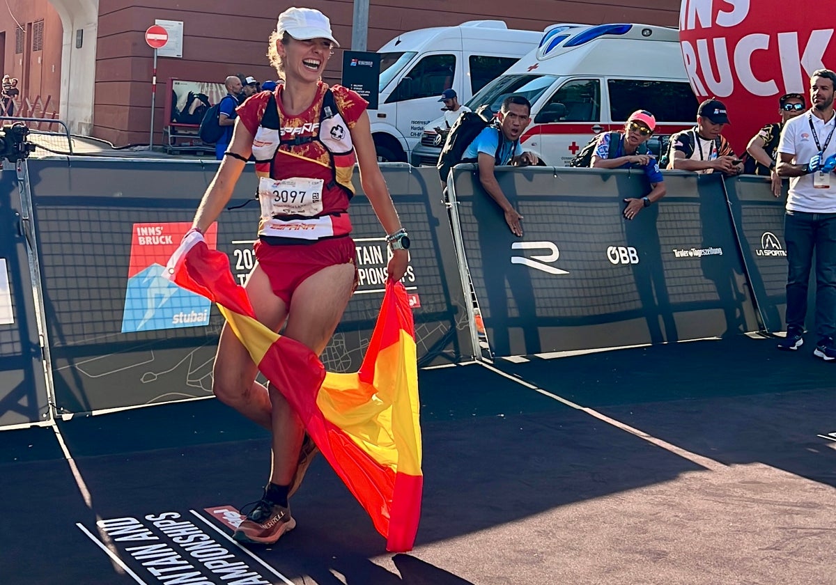 La atleta valenciana Rosa Lara, acabó undecima de la prueba Ultra