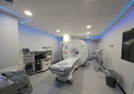 El nuevo aparato de Resonancia Magnética del Hospital Lluís Alcanyís de Xàtiva.