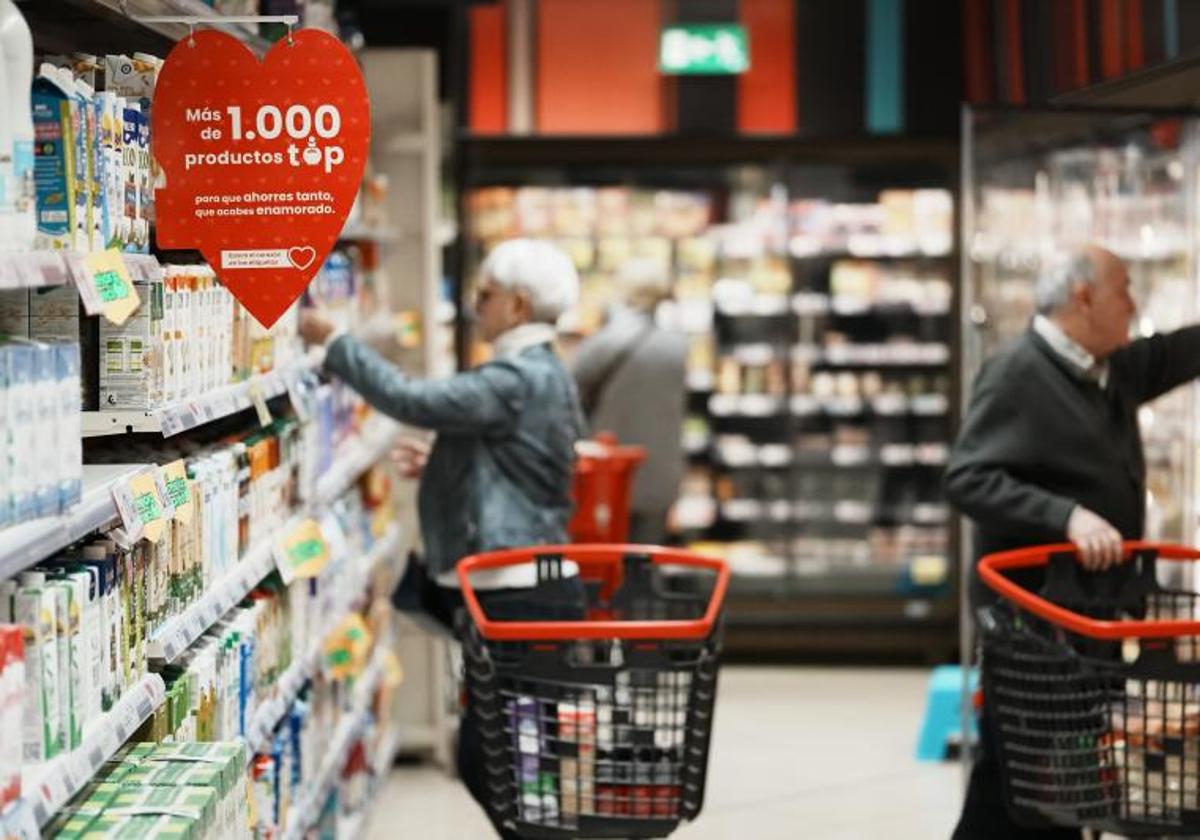 IPC: Los 5 únicos alimentos que han bajado este mes pero que han subido hasta un 23% en un año