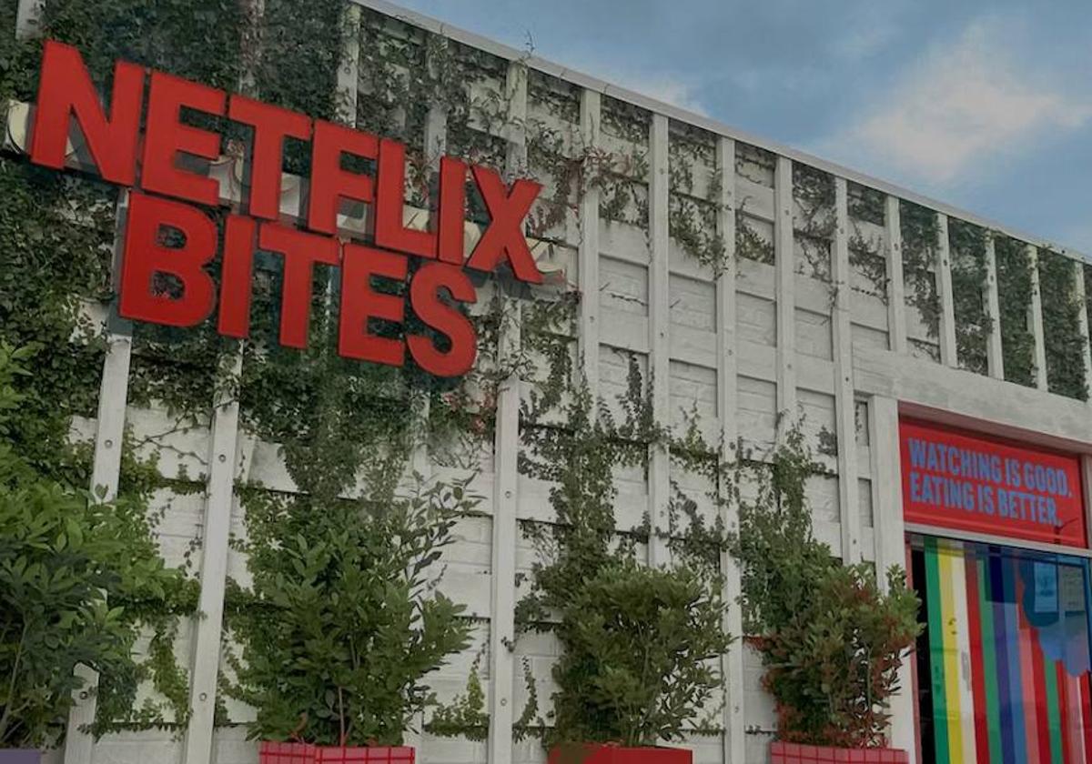 Exterior del nuevo restaurante de Netflix.