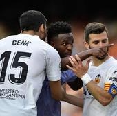 El Valencia estalla ante la nueva acusación de racismo a su afición desde el Real Madrid