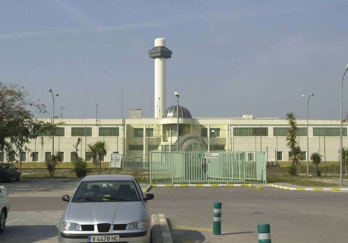 Entrada al centro penitenciario.