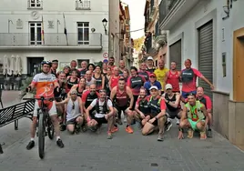 Miembros del Club Atletismo Navajas durante una carrera.