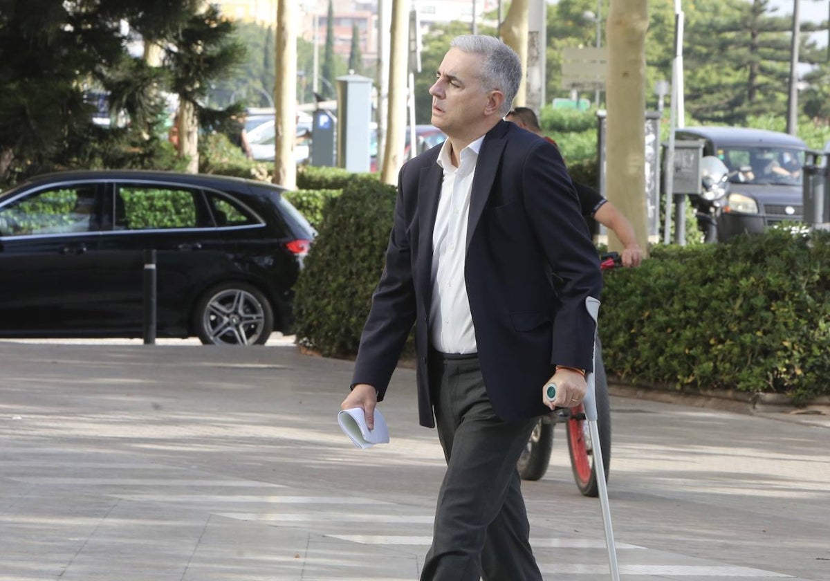 Ricardo Costa, minutos antes de su declaración como testigo.