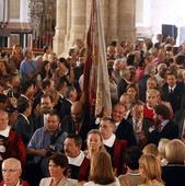 La primera Junta de Gobierno de Catalá aprueba que la Senyera regrese a la Catedral para el Te Deum y la denominación bilingüe de Valencia