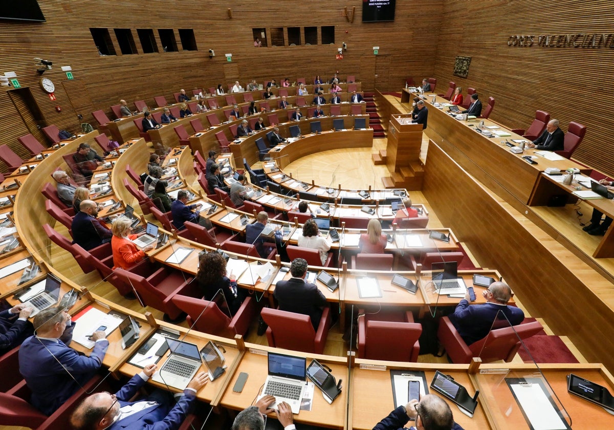 Vista panorámica del hemiciclo de Les Corts.