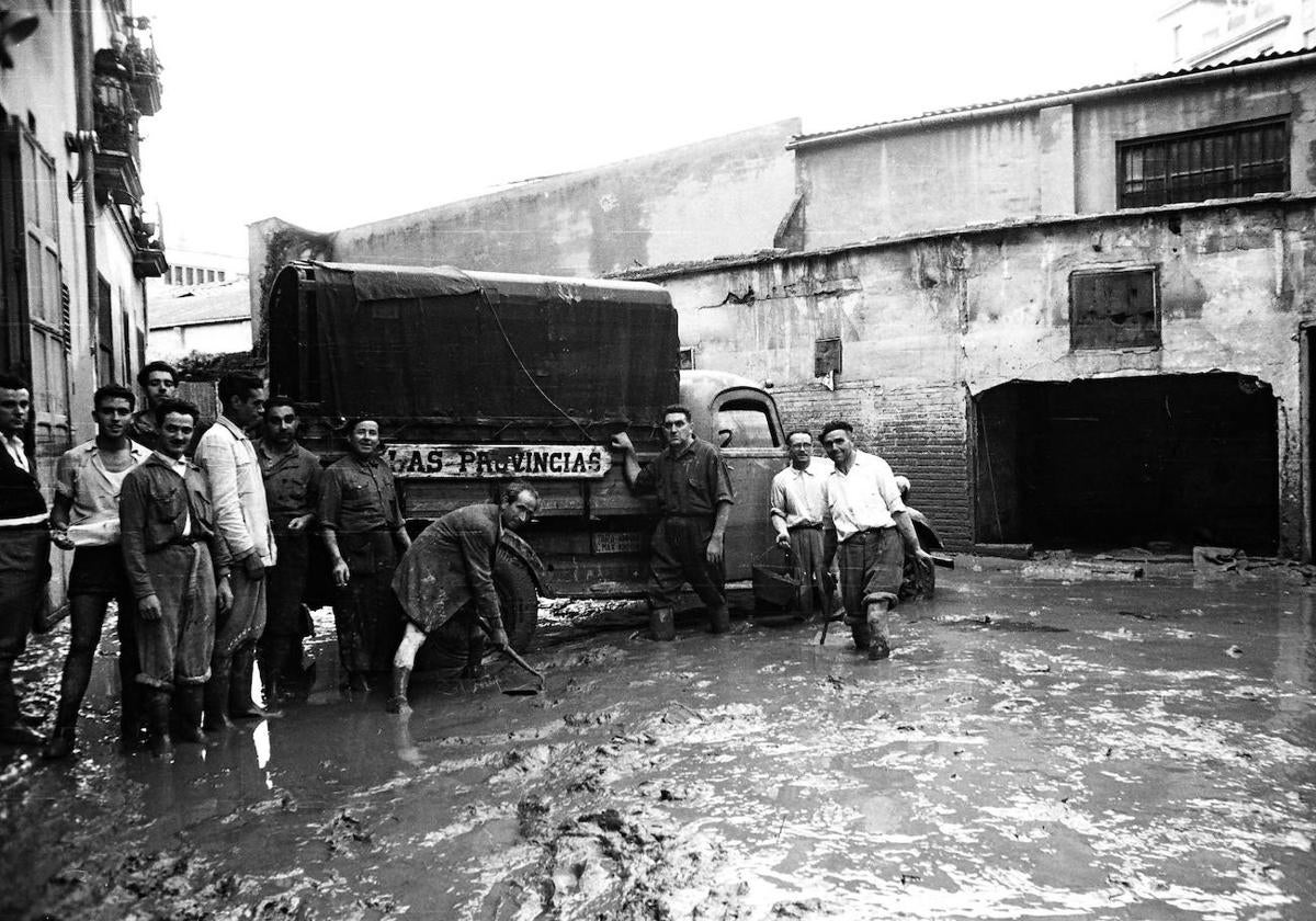 Riada de 1957 en Valencia.