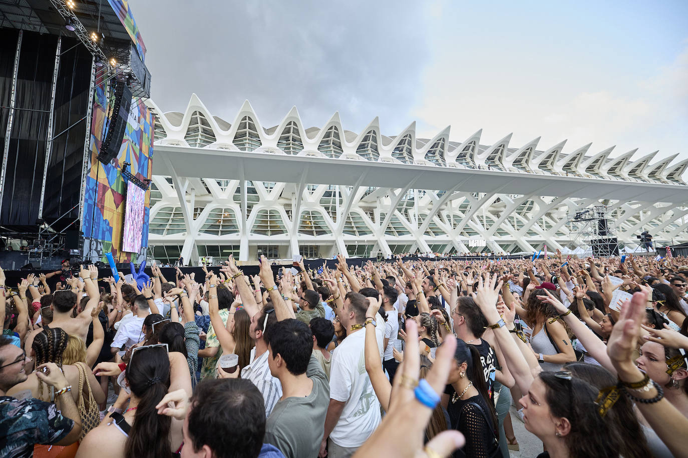 Miles de personas vibran con el Big Sound de Valencia en su primer día