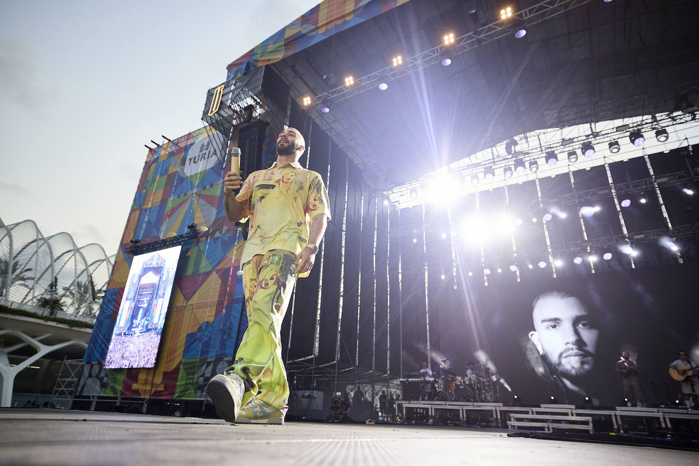 Miles de personas vibran con el Big Sound de Valencia en su primer día