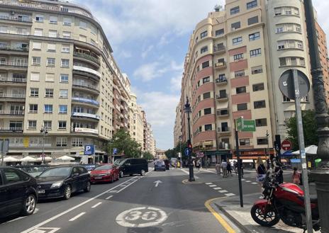 Imagen secundaria 1 - Avenida del Oeste de Valencia.