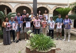 Los participantes en la presentación de las fiestas de Sant Jaume.