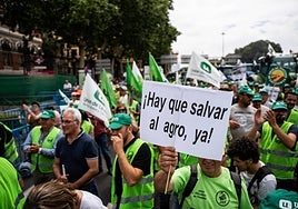 Manifestación para pedir más ayudas por la sequía en el campo.
