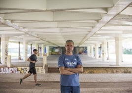 El entrenador de Cárnicas Serrano, José Garay.