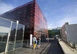 Alumnos en las instalaciones del campus de Vera de la Universitat Politècnica de València (UPV).