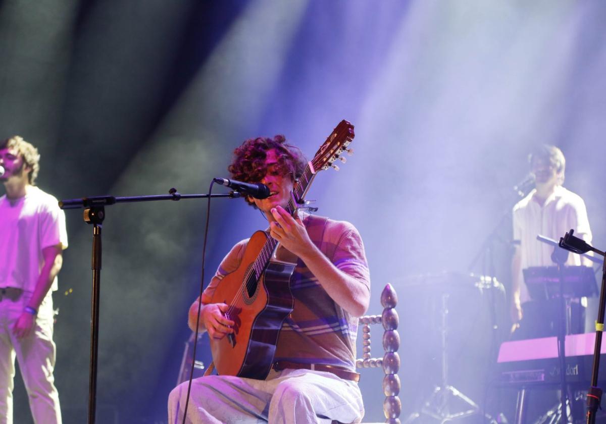 Foto de archivo de una actuación de Guitarricadelafuente.