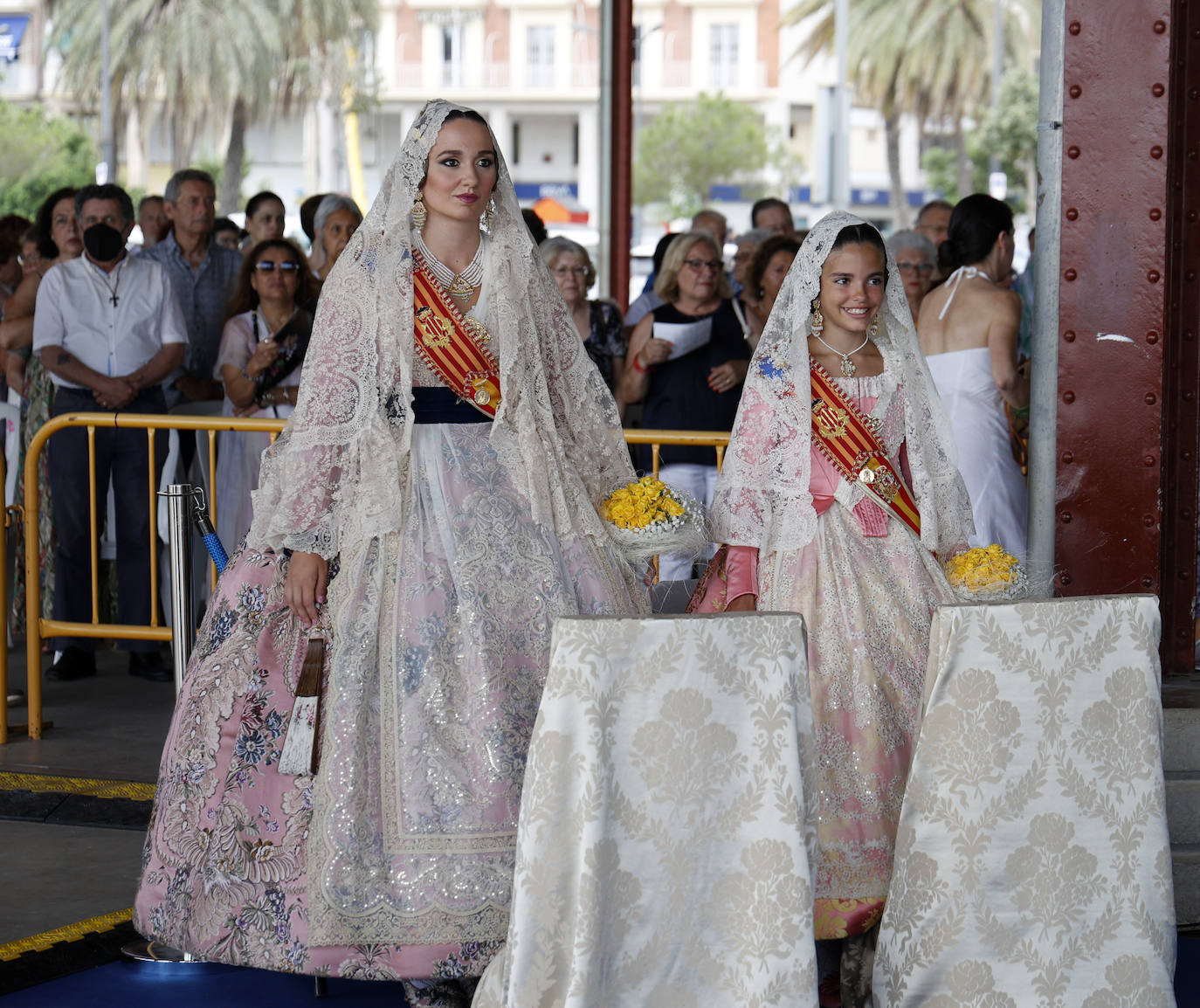 Valencia le rinde homenaje a la Virgen del Carmen