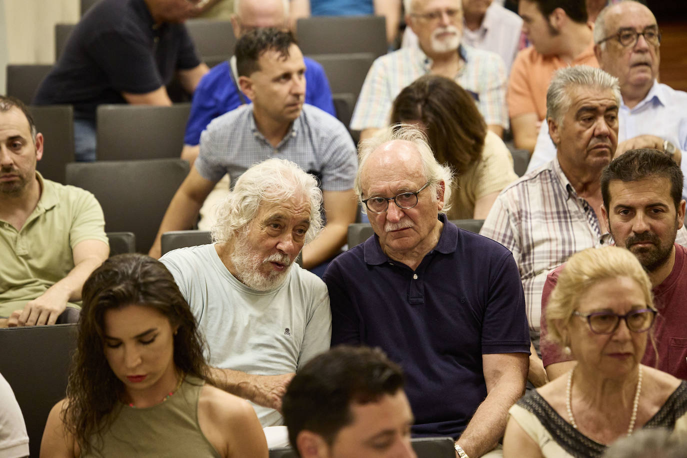 Aula LAS PROVINCIAS reivindica la pasión por los miura